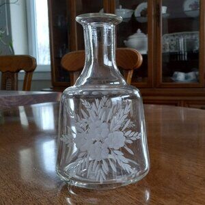 Vintage Antique Clear Etched Glass Crystal Decanter Floral